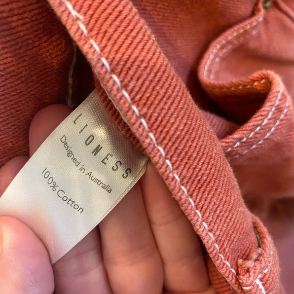 LIONESS CARGO DENIM PANTS RED - Picture 5 of 5